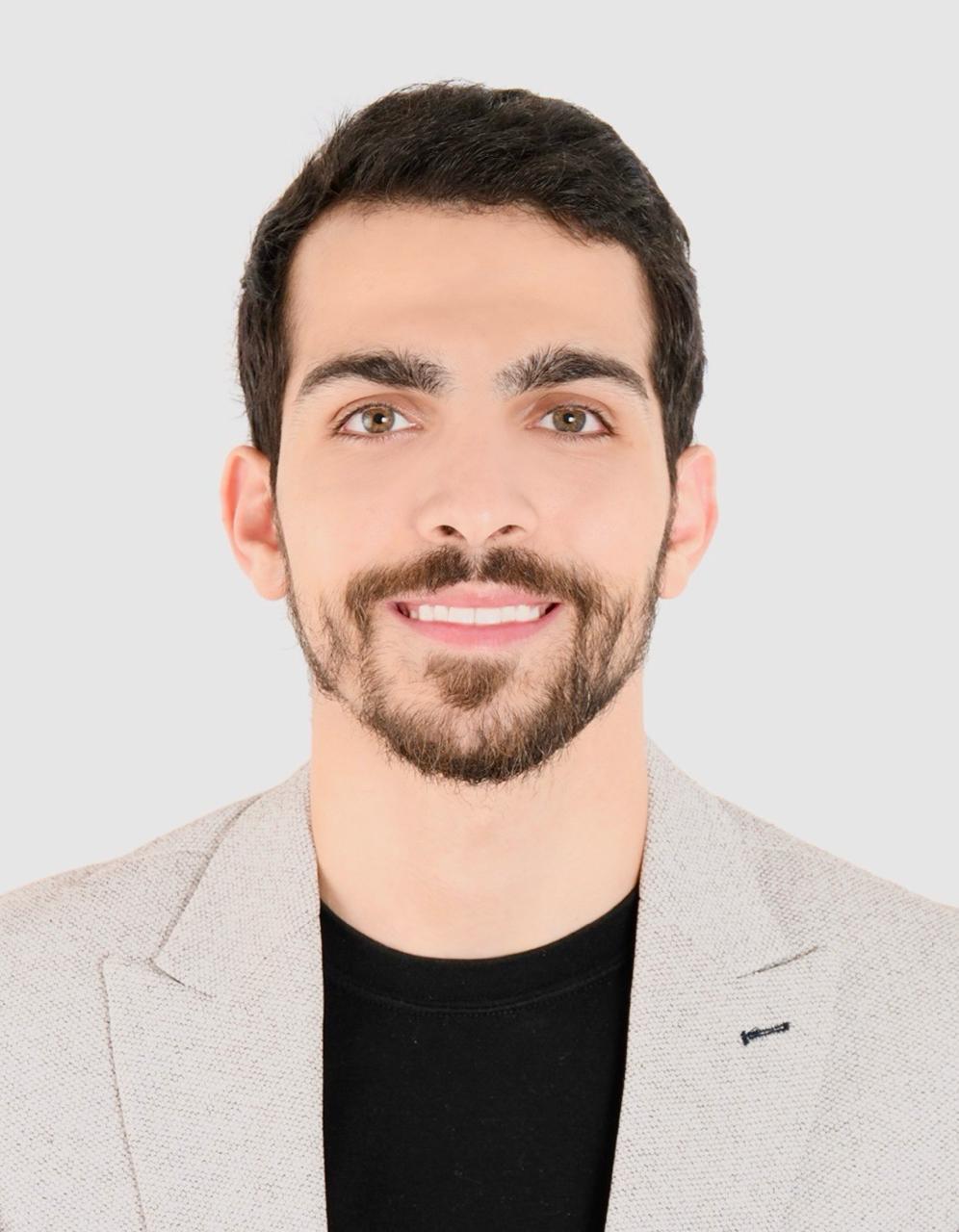 [team] image of individual team member (for a productivity tools business)